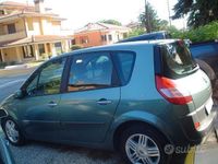 Usata Renault Scénic II 120 CV (88 kW) 2004 Grigio Monovolume