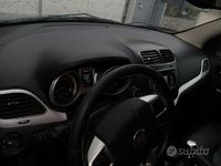 Käytetty Fiat Freemont 140 HP (102 kW) 2011 Musta Katumaasturi