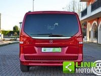 Usata Mercedes V220 Edition 163 CV (119 kW) 2022 Rosso Monovolume