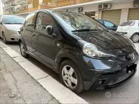 Usata Toyota Aygo 69 CV (50 kW) 2007 Nero Utilitaria