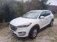 Usata Hyundai Tucson Xpossible 141 CV (103 kW) 2016 Bianco SUV