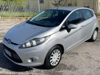 Usata Ford Fiesta Titanium 71 CV (52 kW) 2011 Grigio Berlina