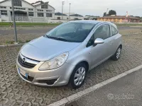 Usata Opel Corsa 75 CV (55 kW) 2008 Grigio Utilitaria