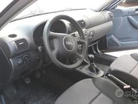 Usata Audi A3 90 CV (66 kW) 2001 Nero Utilitaria