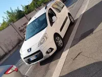 Usata Peugeot Partner 90 CV (66 kW) 2011 Bianco Monovolume