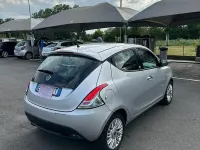 Usata Lancia Ypsilon 69 CV (50 kW) 2014 Grigio Utilitaria