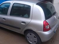 Usata Renault Clio II 58 CV (42 kW) 2009 Argento Berlina