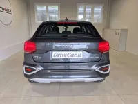 Usata Audi Q2 Ambiente 150 CV (110 kW) 2023 Grigio manhattan SUV