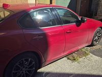 Usata Alfa Romeo Giulia 150 CV (110 kW) 2017 Rosso Berlina