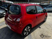 Usata Renault Twingo 75 CV (55 kW) 2014 Rosso Utilitaria