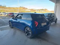 Nuova Mini Cooper Favoured 130 kW (177 CV) 2025 Blu/azzurro Utilitaria
