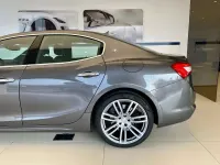 Usata Maserati Ghibli GranLusso 250 CV (183 kW) 2018 Grigio maratea Berlina