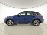 Nuova Audi Q5 S-Line 204 CV (150 kW) 2025 Blu navarra metallizzato SUV