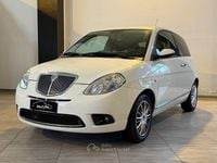 Usata Lancia Ypsilon 69 CV (50 kW) 2009 Bianco Utilitaria