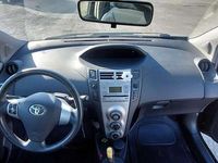 Usata Toyota Yaris Sol 69 CV (50 kW) 2007 Nero Utilitaria