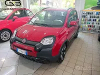 Usata Fiat Panda Cross Cross 70 CV (51 kW) 2025 Rosso Utilitaria