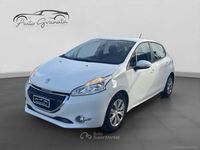 Usata Peugeot 208 Active 68 CV (50 kW) 2014 Bianco Utilitaria