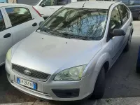 Usata Ford Focus 90 CV (66 kW) 2005 Argento Berlina