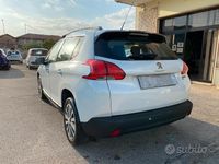 Usata Peugeot 2008 Allure 92 CV (67 kW) 2014 Bianco SUV