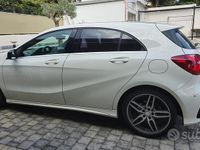 Usata Mercedes A180 Premium 109 CV (80 kW) 2017 Bianco Utilitaria