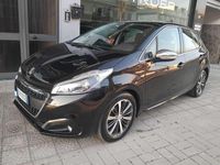 Usata Peugeot 208 Allure 99 CV (72 kW) 2018 Blu/azzurro Utilitaria