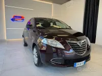 Usata Lancia Ypsilon S 69 CV (50 kW) 2012 Viola Utilitaria