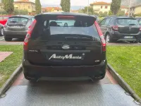 Usata Ford Fiesta S 90 CV (66 kW) 2006 Nero Utilitaria