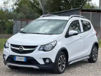 Usata Opel Karl Rocks 75 CV (55 kW) 2017 Bianco Utilitaria