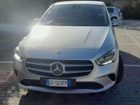 Usata Mercedes B180 116 CV (85 kW) 2021 Argento Monovolume