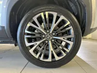 Usata Toyota Yaris Lounge 116 CV (85 kW) 2023 Grigio Utilitaria