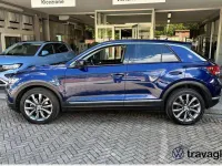 Usata VW T-Roc Advance 150 CV (110 kW) 2019 Atlantic blu met SUV