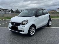 Usata Smart ForFour Passion 71 CV (52 kW) 2015 Nero Utilitaria