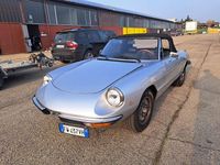 Usata Alfa Romeo Spider Veloce 131 CV (96 kW) 1981 Argento Cabrio