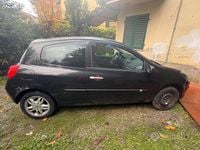 Gebraucht Renault Clio II 75 PS (55 kW) 2007 Schwarz Limousine