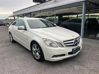 Usata Mercedes E220 169 CV (124 kW) 2013 Bianco Coupé