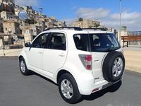 Usata Daihatsu Terios 105 CV (77 kW) 2010 Bianco SUV