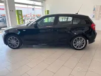 Usata BMW 118 143 CV (105 kW) 2011 Nero Utilitaria