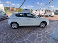 Usata Alfa Romeo Giulietta Exclusive 105 CV (77 kW) 2014 Bianco Utilitaria