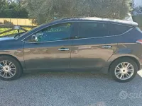 Usata Lancia Delta 120 CV (88 kW) 2011 Grigio Utilitaria