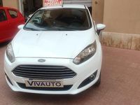 Usata Ford Fiesta Titanium 80 CV (58 kW) 2014 Bianco Utilitaria
