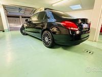 Usata Mercedes C180 Premium 116 CV (85 kW) 2016 Nero Berlina