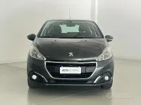 Usata Peugeot 208 Active 82 CV (60 kW) 2015 Grigio Utilitaria