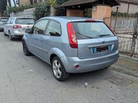 Usata Ford Fiesta Ghia 75 CV (55 kW) 2007 Utilitaria