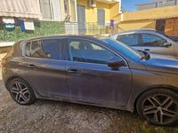 Usado Peugeot 308 Allure 150 CV (110 kW) 2018 Gris Berlina