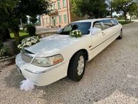 usata Lincoln Town Car limousine allestimento royale