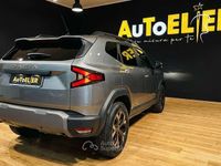 Nuova Dacia Duster Extreme 120 CV (88 kW) 2026 Gray SUV