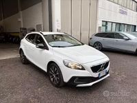 Occasion Volvo V40 CC Business Edition 120 ch (88 kW) 2018 Blanc Break