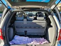 Usata Chrysler Voyager 150 CV (110 kW) 2006 Grigio Monovolume