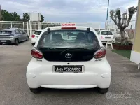 Brugt Toyota Aygo Active 68 HK (50 kW) 2012 Hvid Hatchback