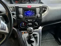 Usata Lancia Ypsilon Silver 69 CV (50 kW) 2017 Utilitaria